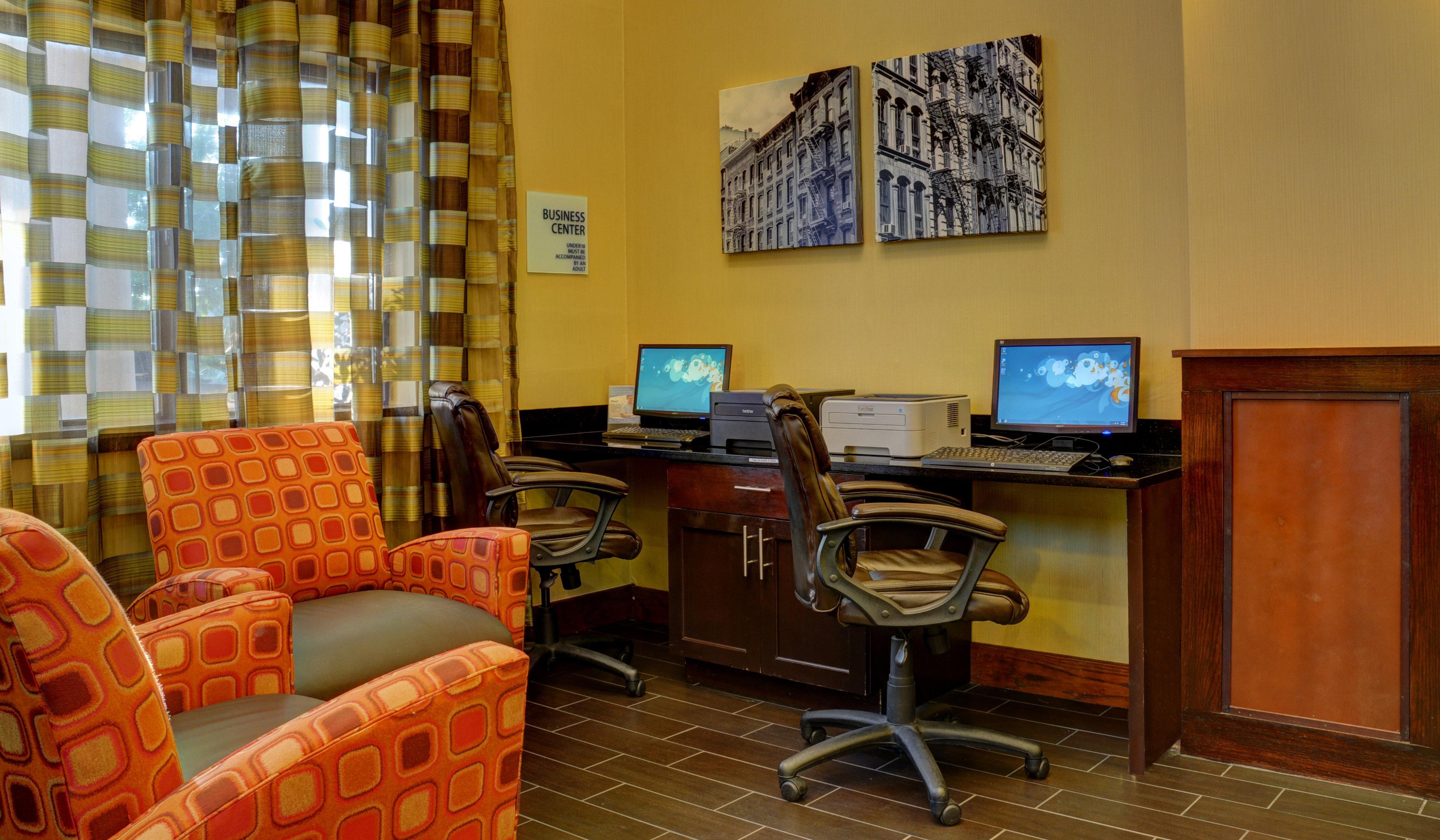 Holiday Inn Express & Suites Midwest City By Ihg Luaran gambar