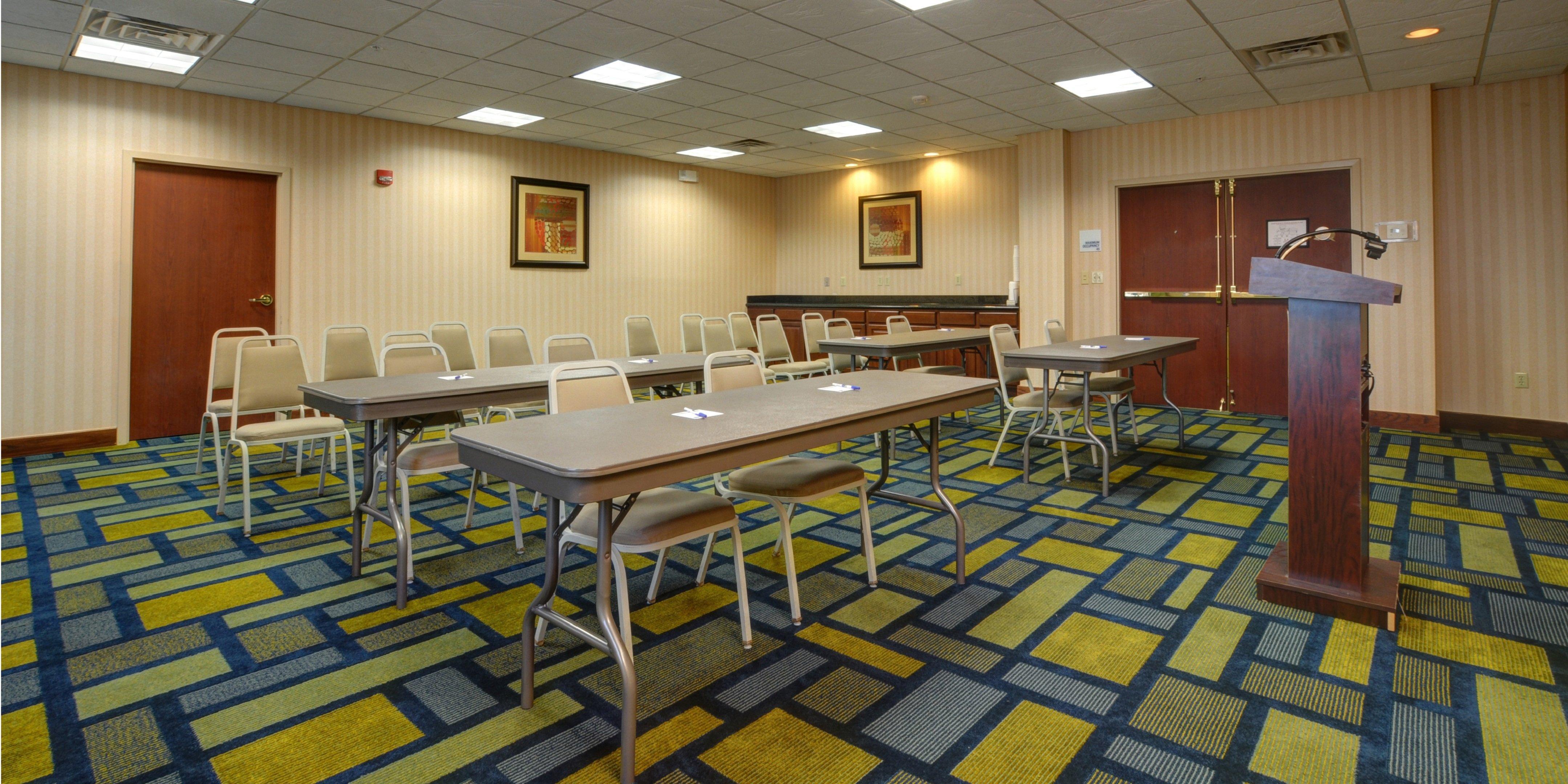 Holiday Inn Express & Suites Midwest City By Ihg Luaran gambar